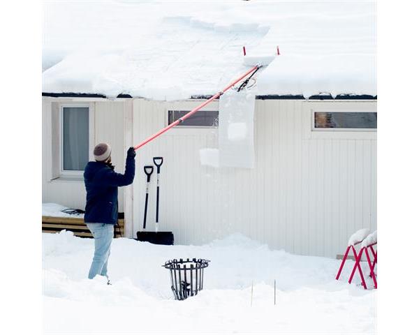 Redskap för snötyngda tak